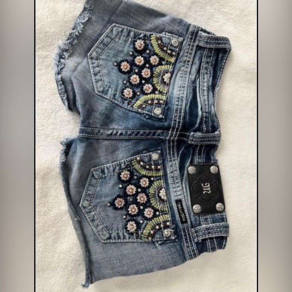 Miss Me shorts